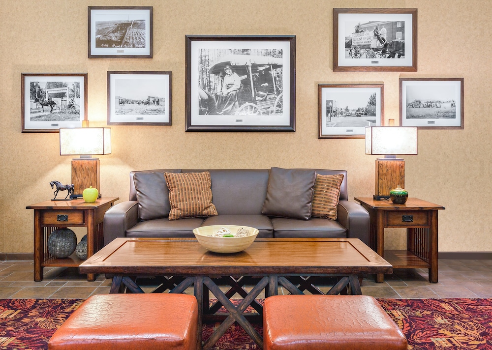 Holiday Inn Express & Suites Gillette by IHG - photo 48