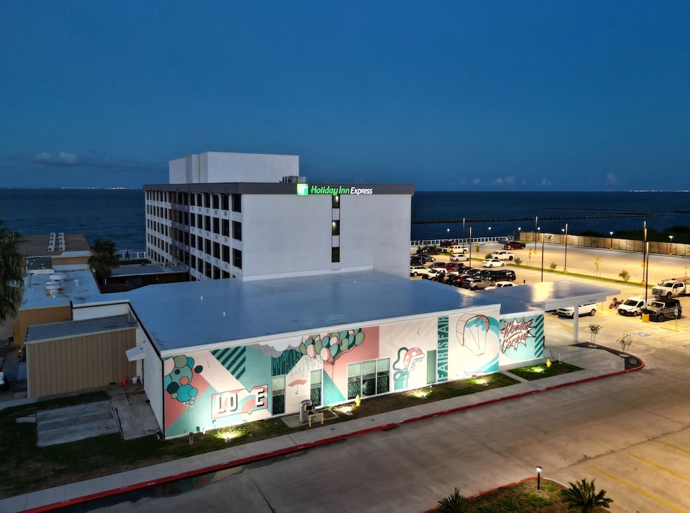 Holiday Inn Express Corpus Christi Beachfront by IHG - photo 89