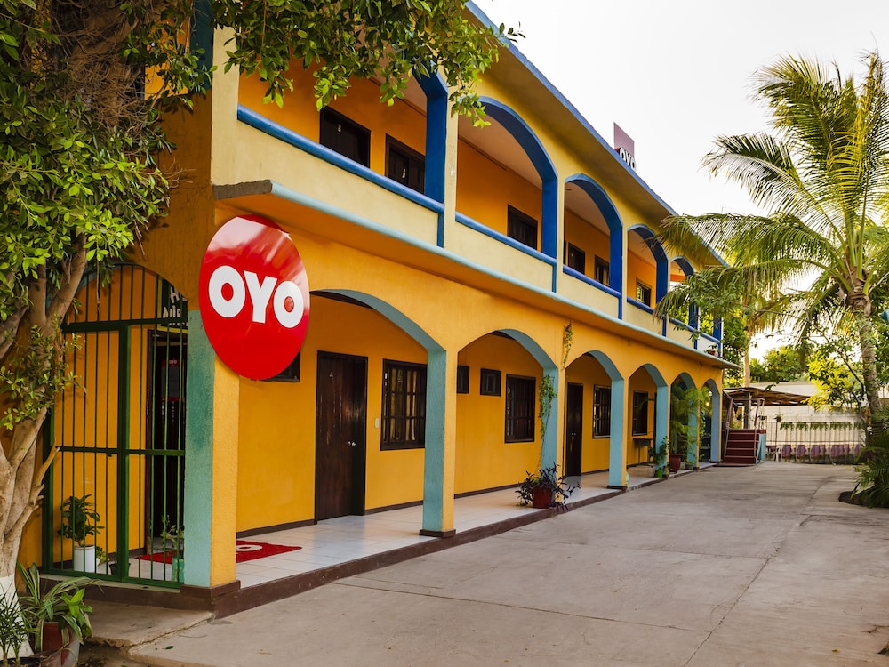 OYO Hotel Miramar Loreto in Loreto, Mexico