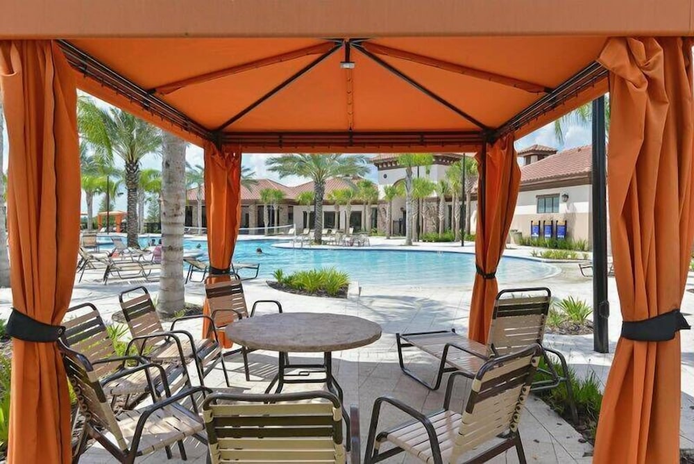 Fabulous Single Home w Pool at Solterra Resort - photo 42