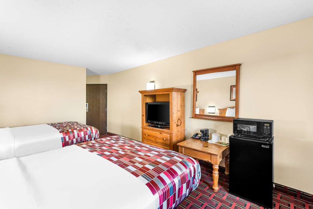 Americas Best Value Inn Decatur IL - photo 13