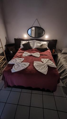 Suite Nostalgia Ar Refrigerado Tv55 Canais Free Pousada Tijucas Lua Encantada in Itajai, Brasil