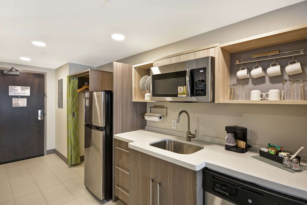 Home2 Suites by Hilton Warner Robins - photo 18