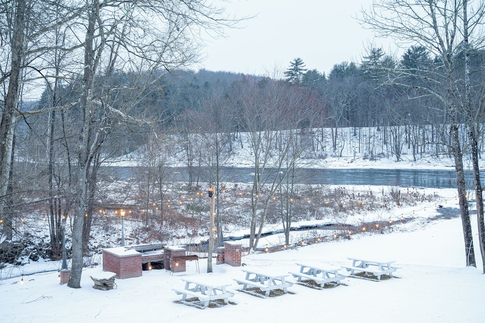 River's Edge - photo 10