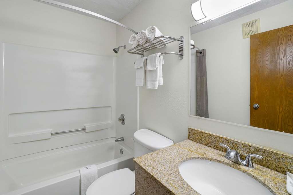 Motel 6 Montoursville PA Williamsport - photo 20