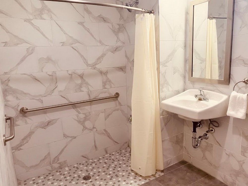 Surface Inn Brooklyn - photo 7