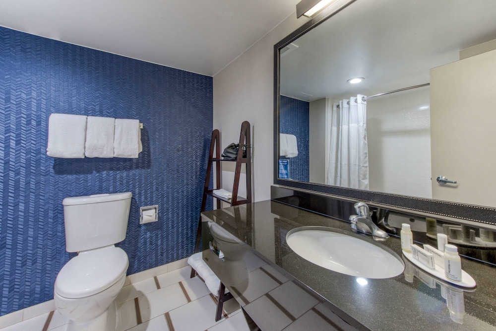 Fairfield Inn By Marriott Raleigh Crabtree - photo 21