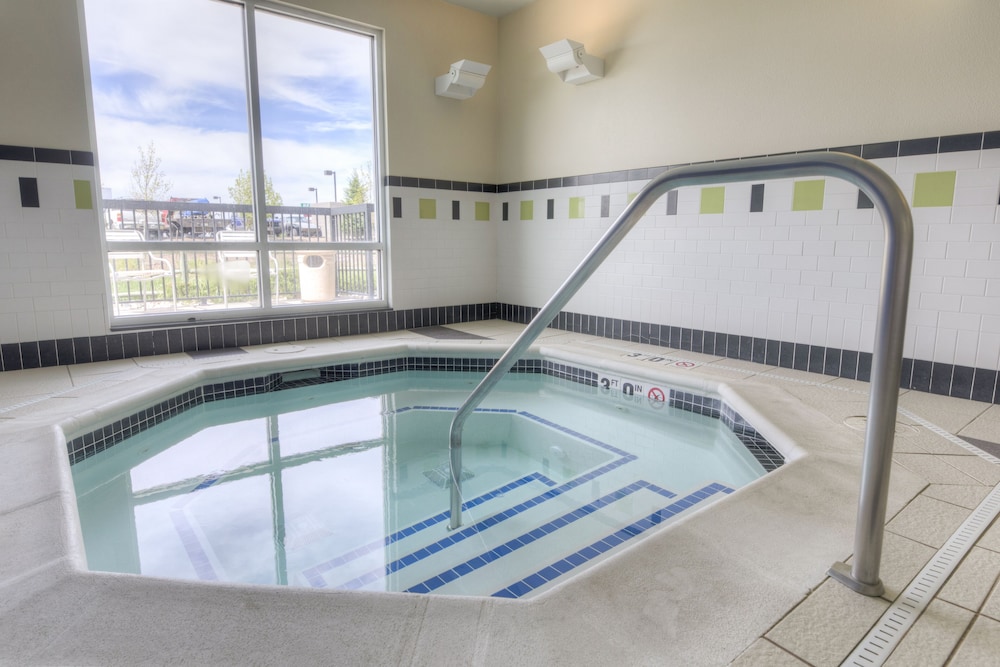 Fairfield Inn & Suites by Marriott Laramie - photo 18