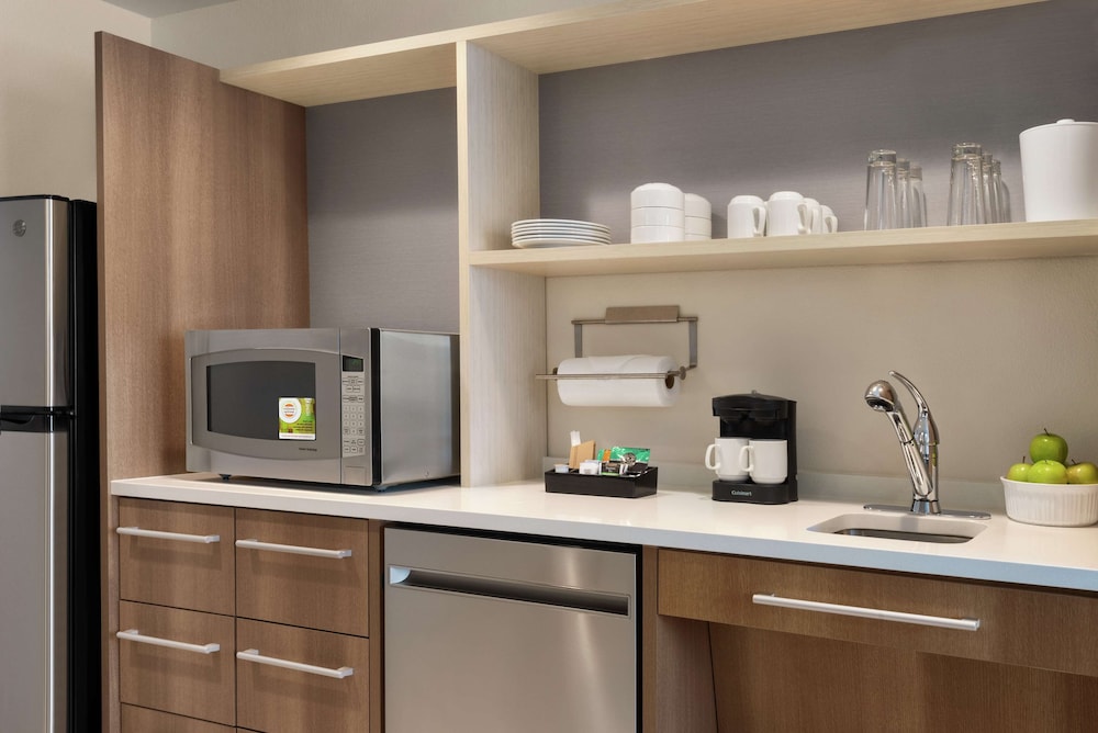 Home2 Suites by Hilton Overland Park - photo 24
