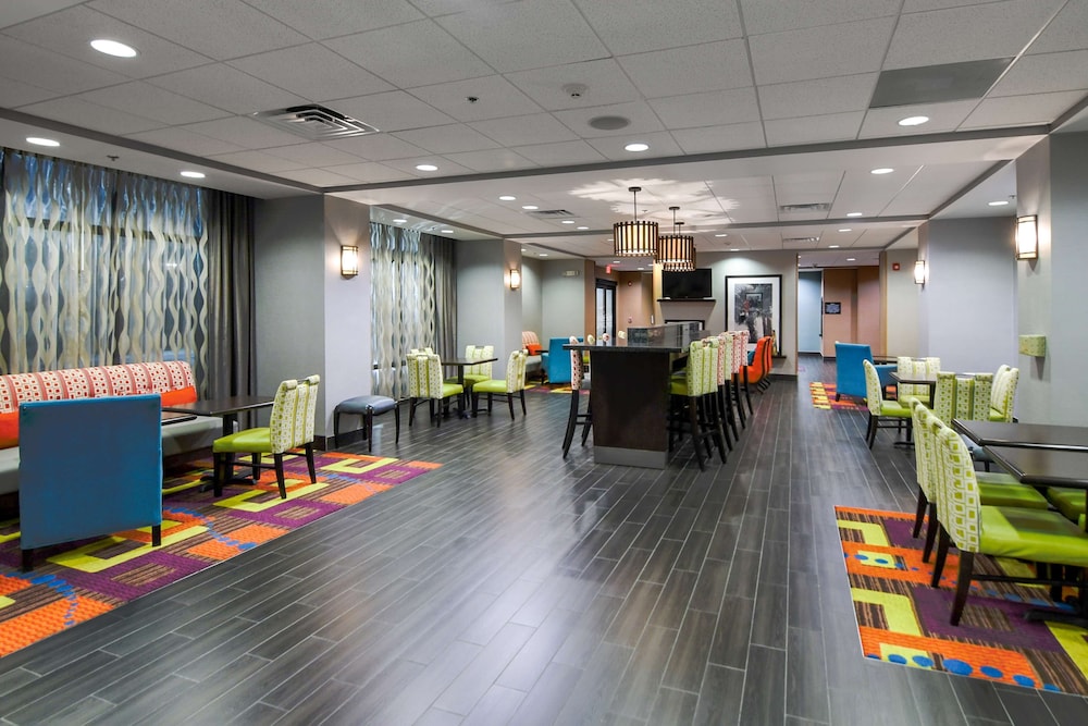 Hampton Inn Foley - photo 4