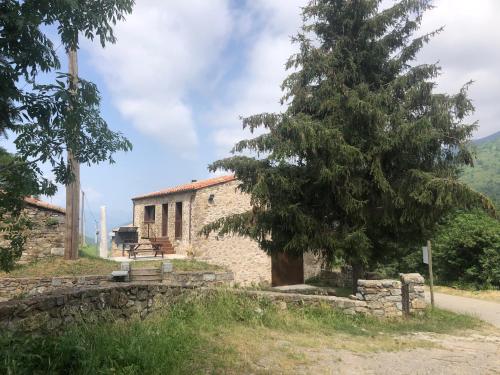 Cal Mureu - carbon neutral hotel in Unknown City