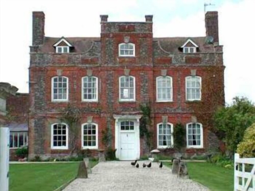 Manor Farm Bed And Breakfast 6660302 — Wantage
