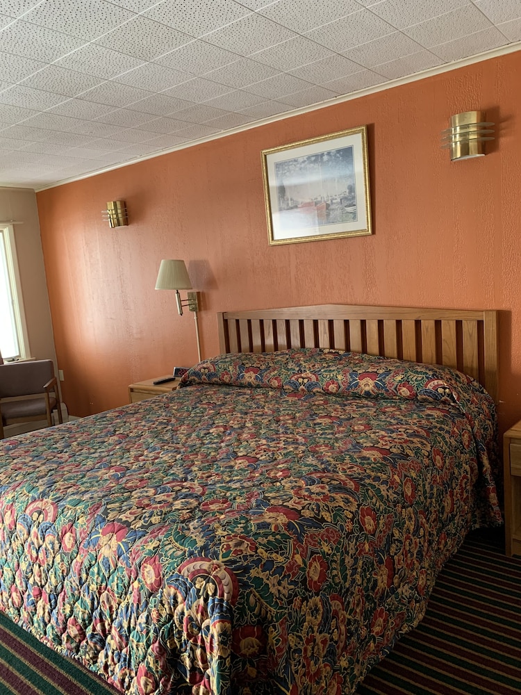 Ashland Motel - photo 6