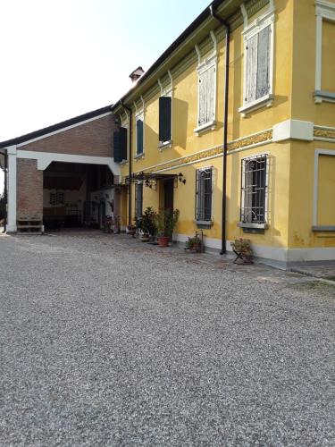 Ca' Biscòtt - carbon neutral hotel in Borgoforte