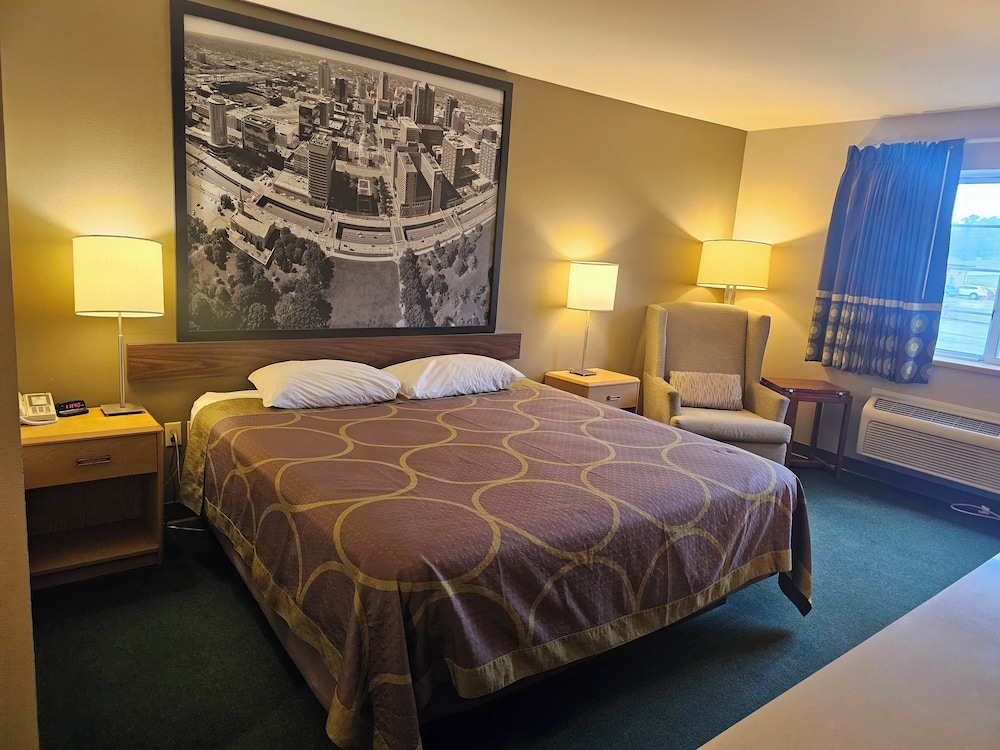 Super 8 by Wyndham Ava - photo 24