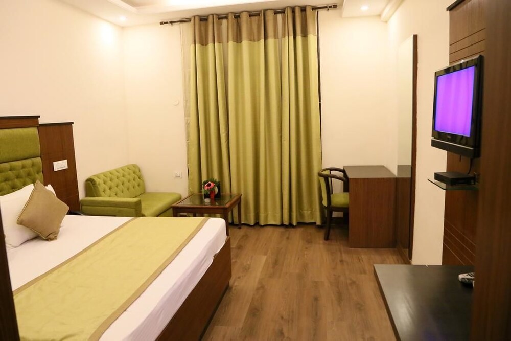 Guestroom