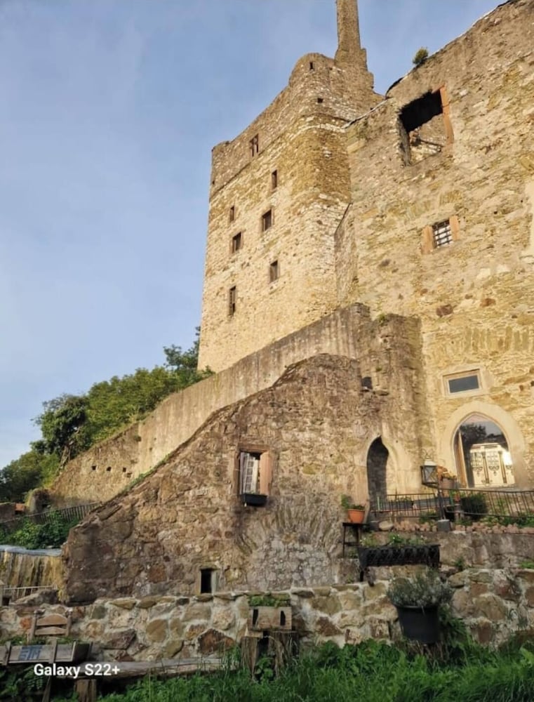 Burg Hermannstein Rittersaal