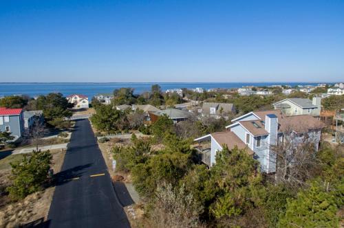 Fiddlin Around - carbon neutral hotel in Unknown City