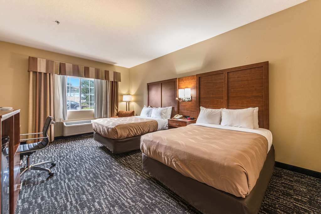 Quality Inn & Suites Hendersonville Flat Rock - photo 9