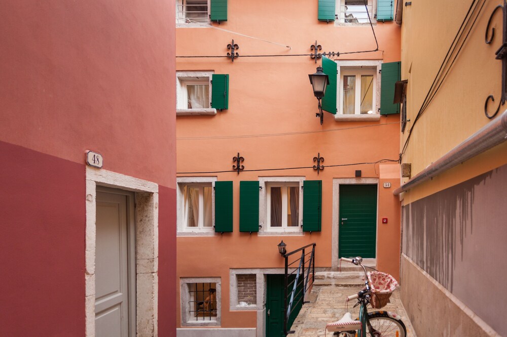 Apartments and Rooms Hey Rovinj — 4-Star Luxury Hotel in Rovinj, Croatia