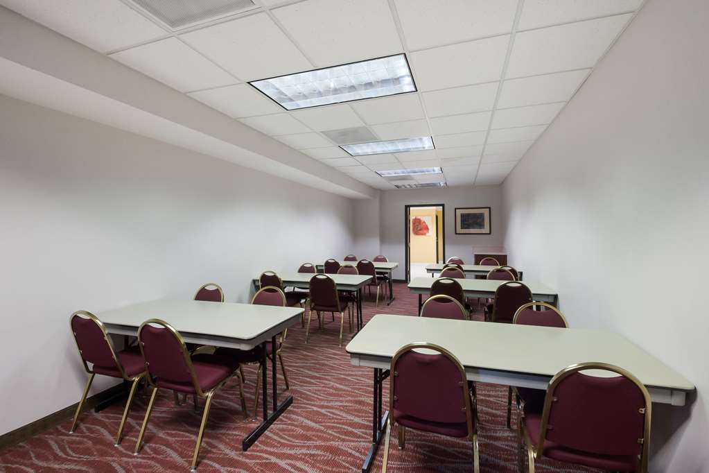Quality Inn Grand Suites Bellingham - photo 51