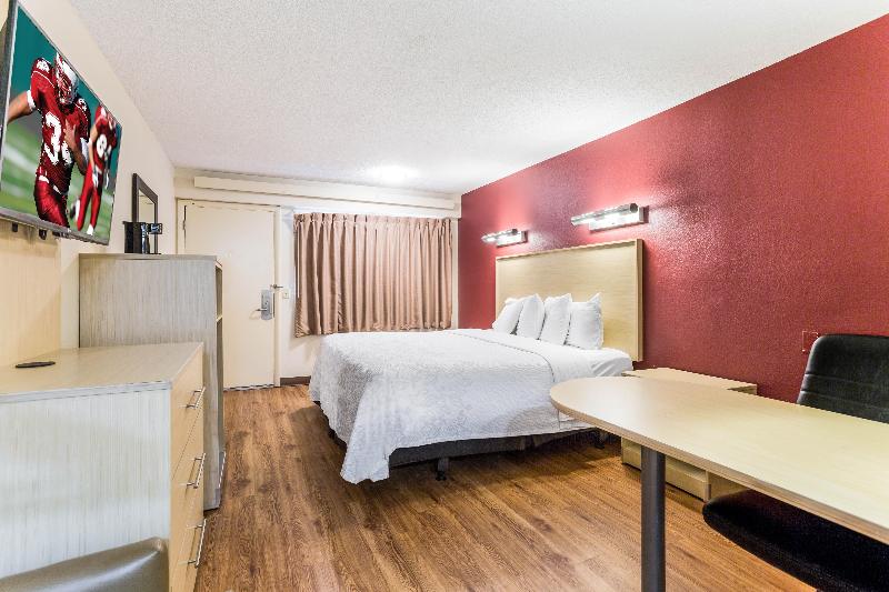 Red Roof Inn PLUS Nashville North Goodlettsville - photo 37