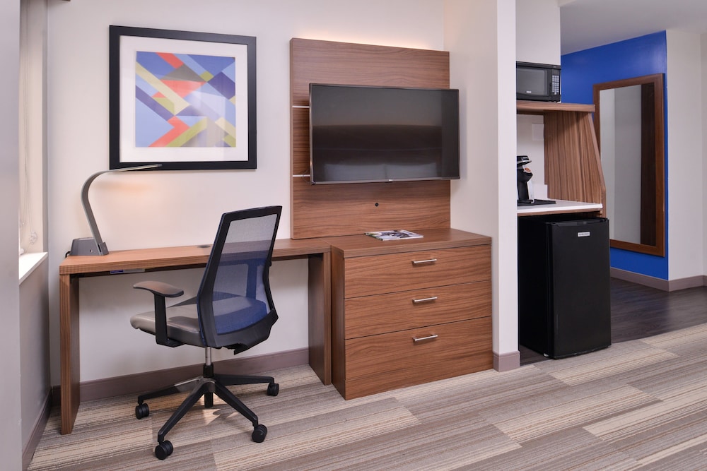 Holiday Inn Express New Orleans Arts District by IHG - photo 8