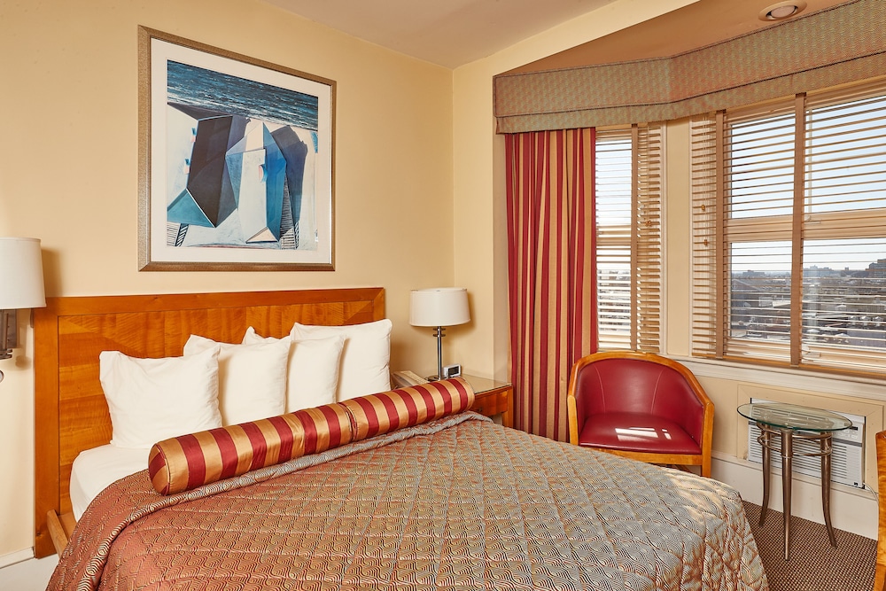 Alexander Inn - photo 16