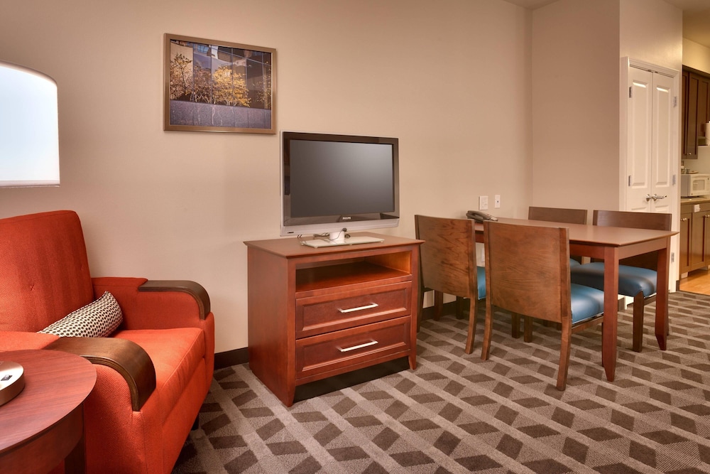 Towneplace Suites Marriott Meridian - photo 12