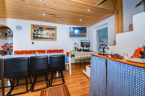 Maxi Nela - carbon neutral hotel in Unknown City