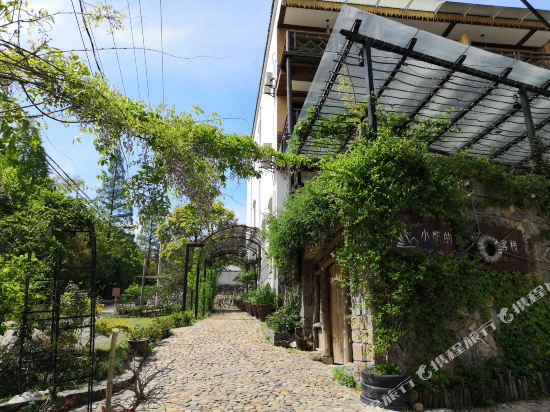 Xiaofan’s Home Inn in Deqing, People's Republic of China