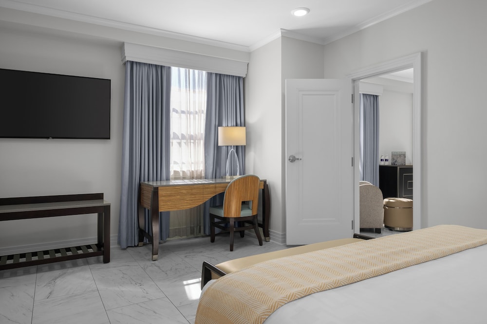 The Jung Hotel and Residences - photo 21