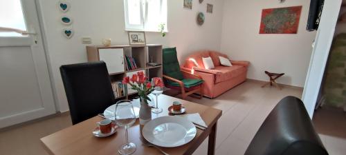 Apartment Orangina Sea Nature Relax Ideal for Couples