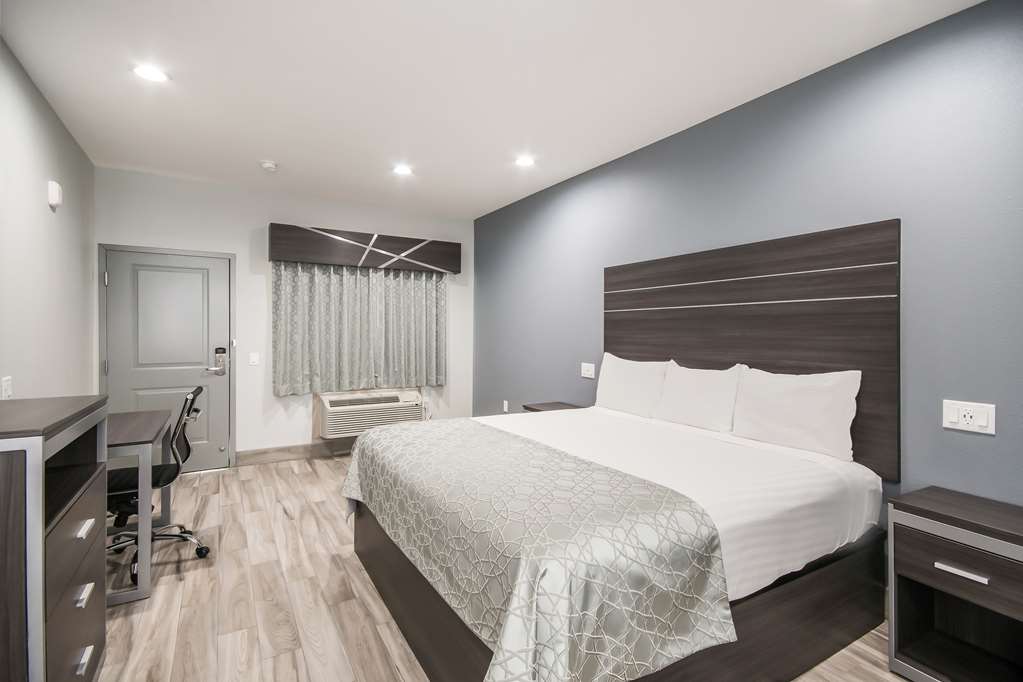 Americas Best Value Inn & Suites NE Houston Downtown I 610 - photo 27