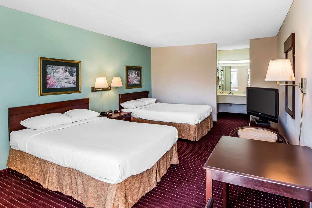 Econo Lodge Lavonia GA - photo 19
