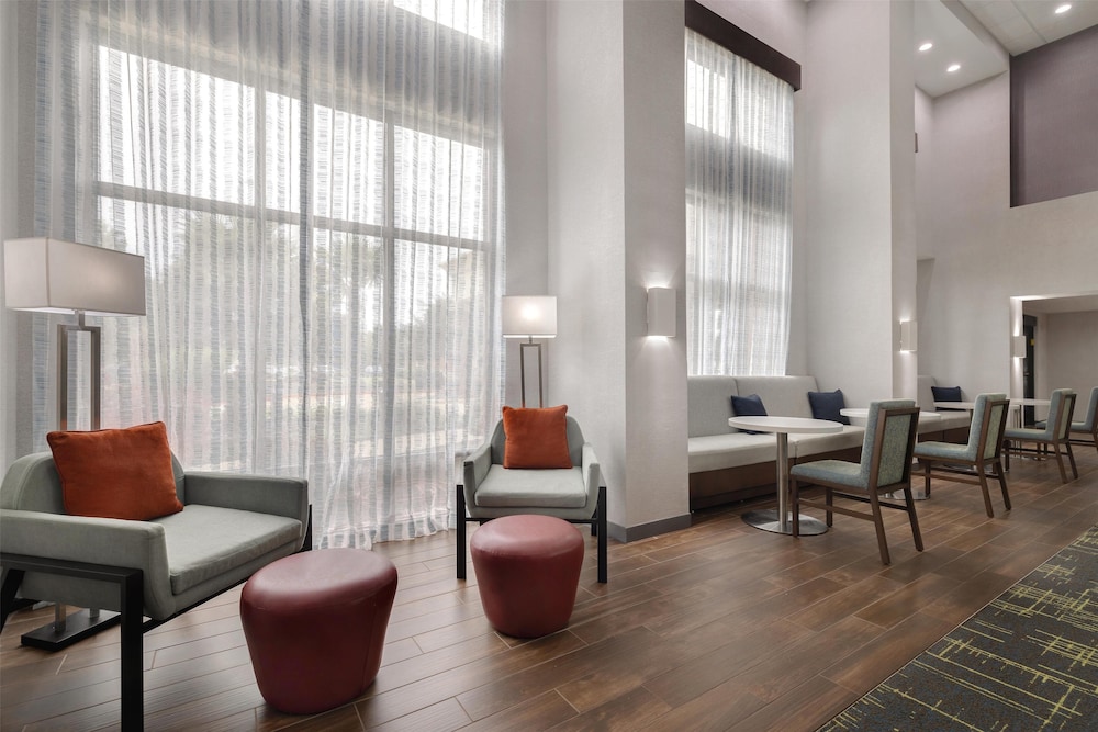Hampton Inn & Suites Shreveport South - photo 2