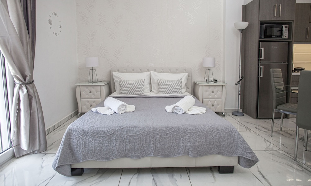 Diogenis Deluxe Apartment — 4-Star Luxury Hotel in Rethymno, Greece