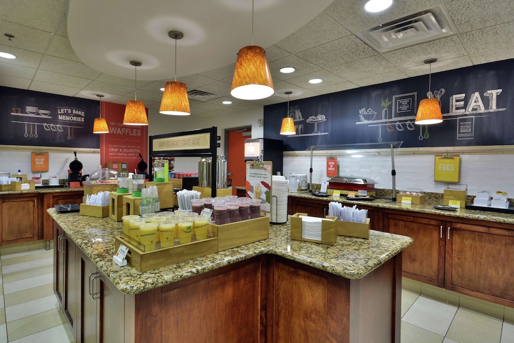 Hampton Inn Raleigh Town Of Wake Forest - photo 40