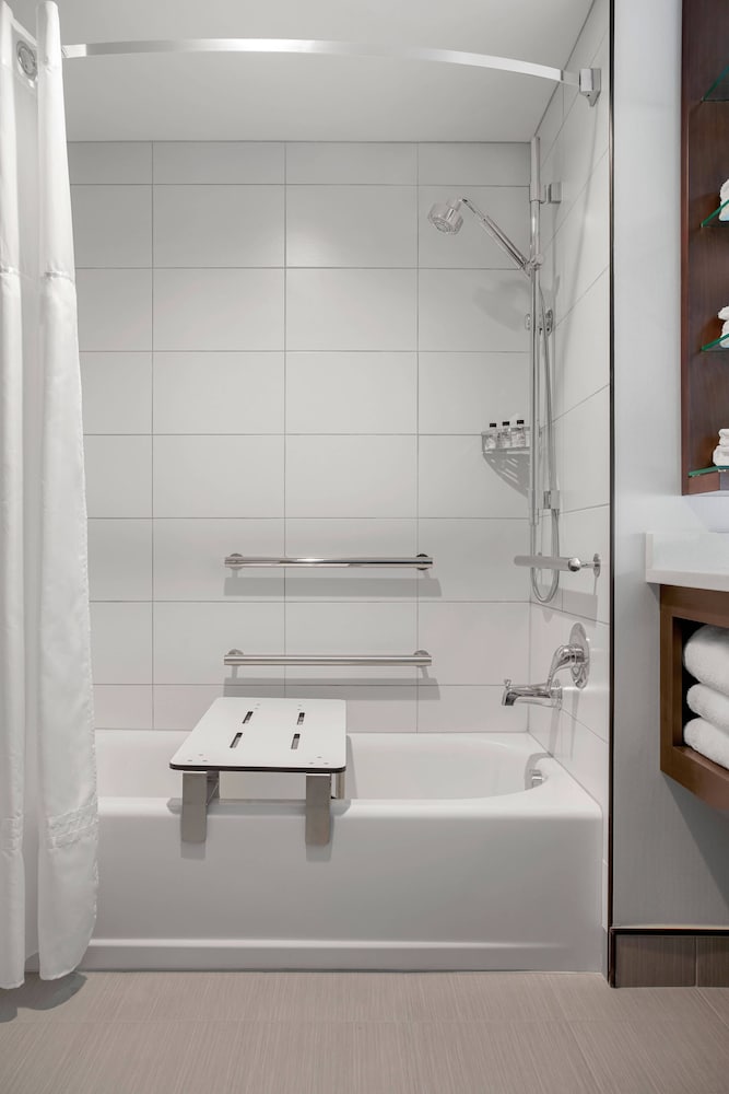 Delta Hotels by Marriott Somerset - photo 17