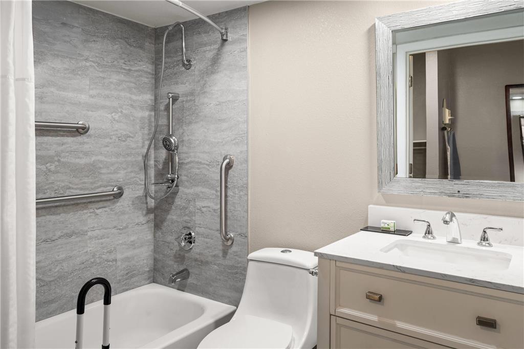 Baymont by Wyndham Jefferson City - photo 8