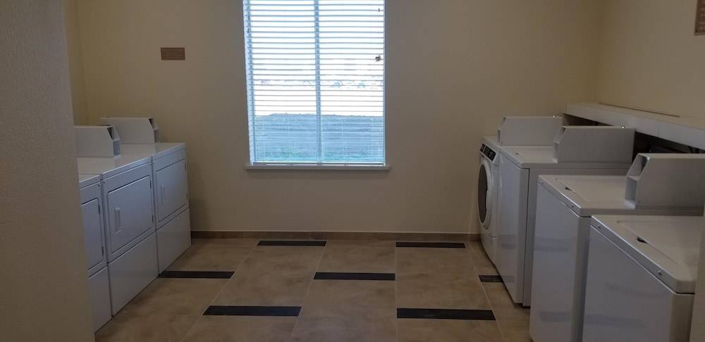Candlewood Suites Plano North by IHG - photo 34