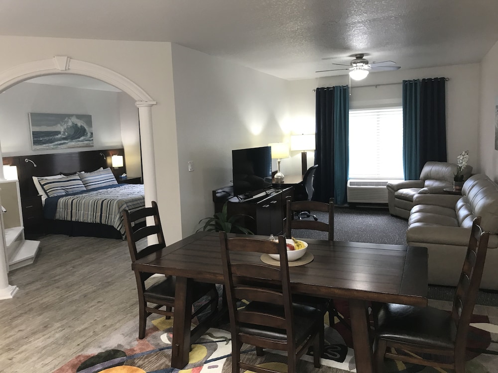Hotel Pensacola - photo 47