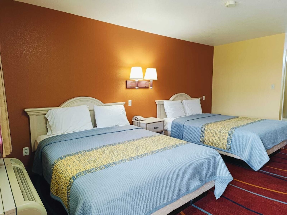 Heights Inn - photo 19