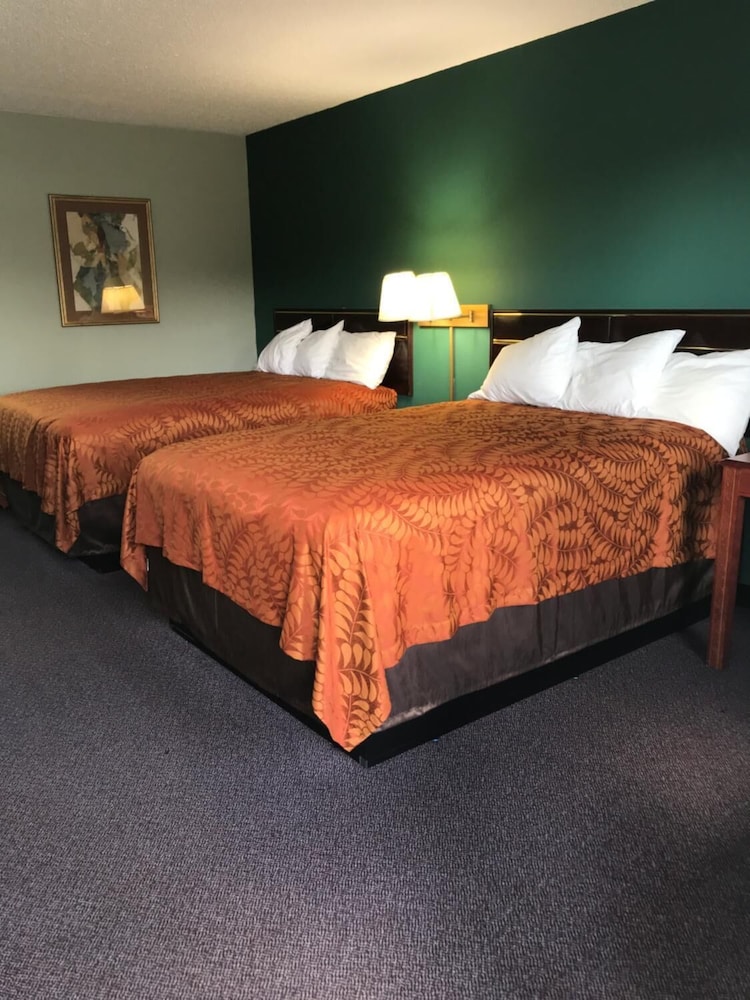 Americas Best Value Inn Manchester TN - photo 11
