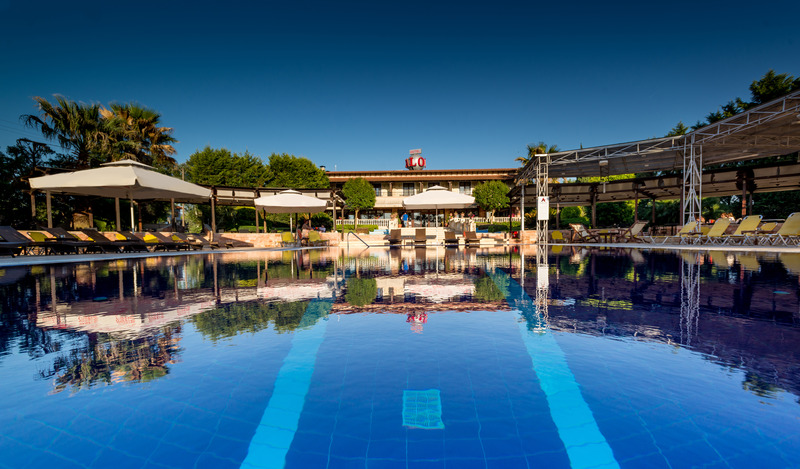 Avalon - carbon neutral hotel in Thermi