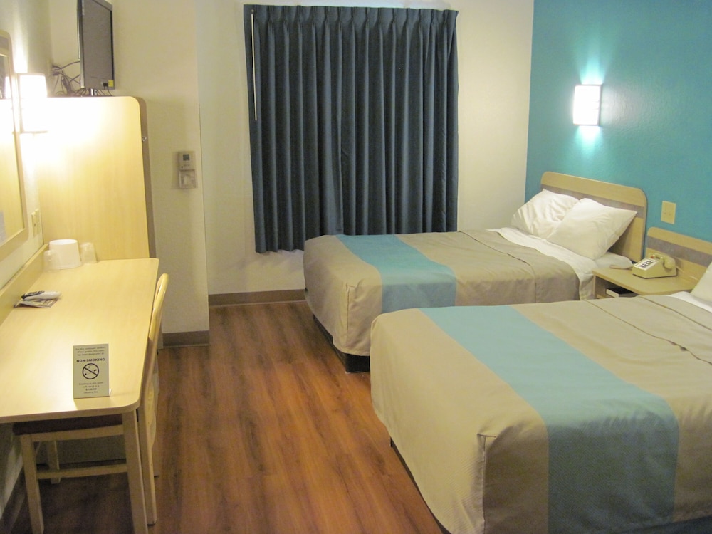 Motel 6 Avoca IA - photo 9
