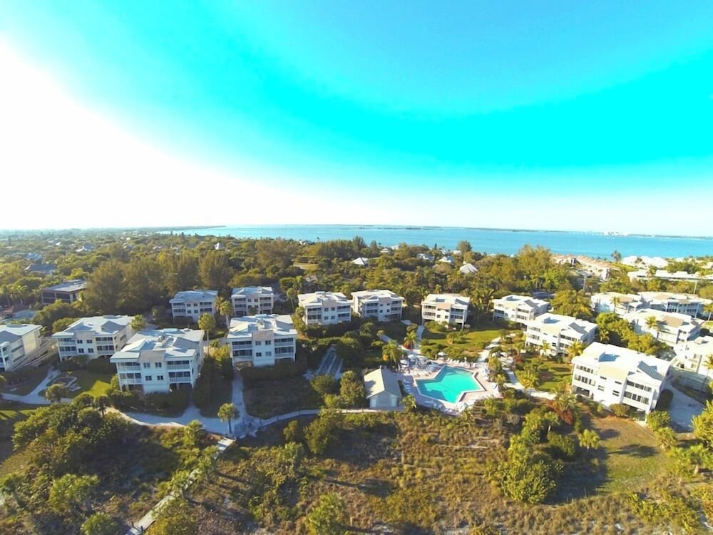 Shell Island Beach Club #5B in Sanibel, United States