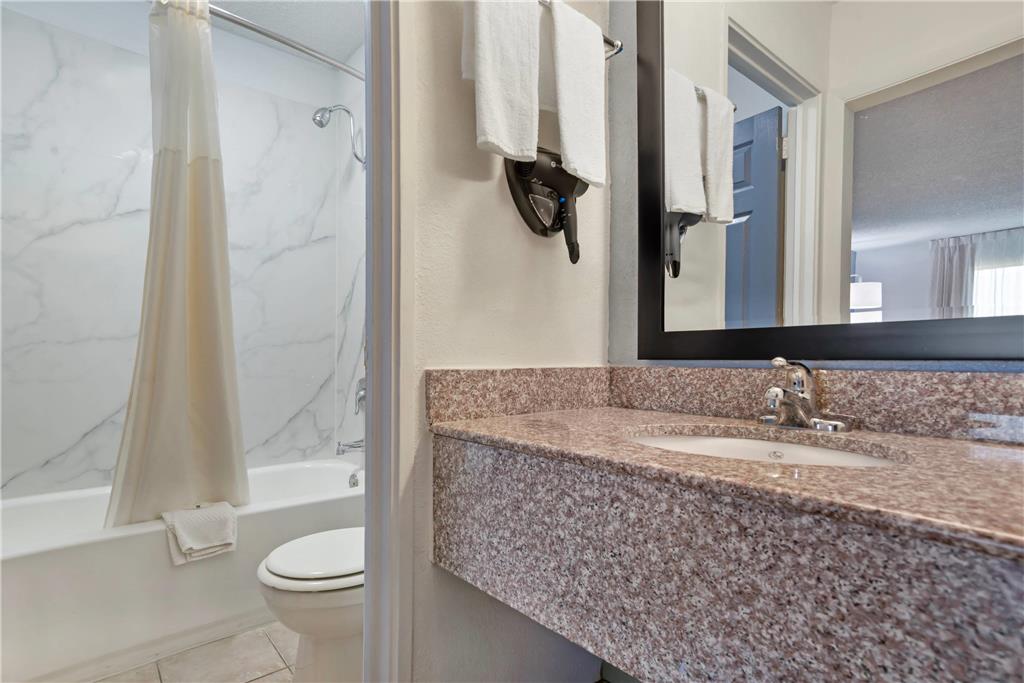 Quality Inn & Suites near Lake Eufaula - photo 23