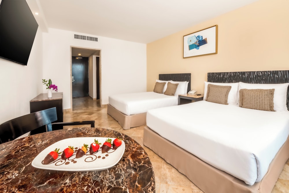 Krystal Grand Cancun All Inclusive