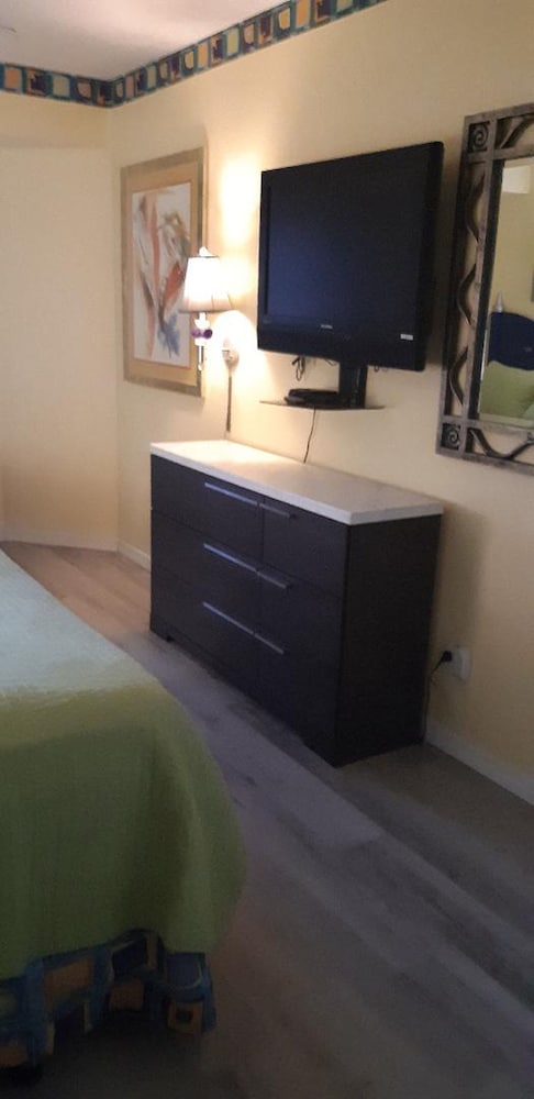 Ocean Walk Resort - photo 7